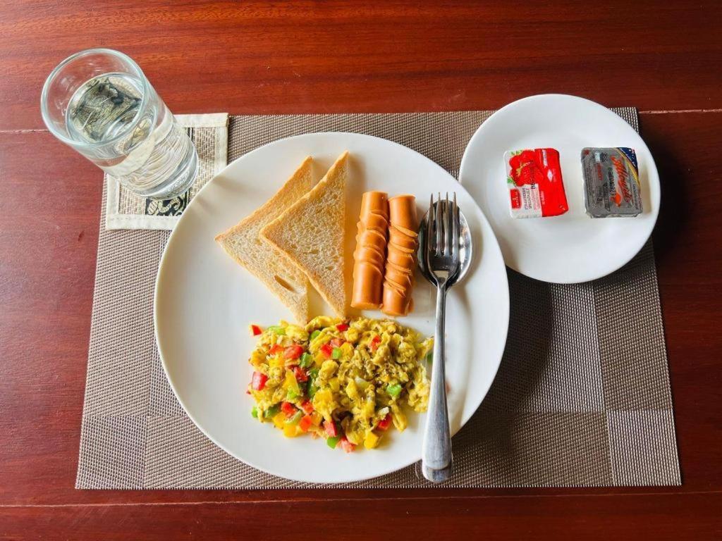 Leuxay Hotel Viêng Chăn Ngoại thất bức ảnh