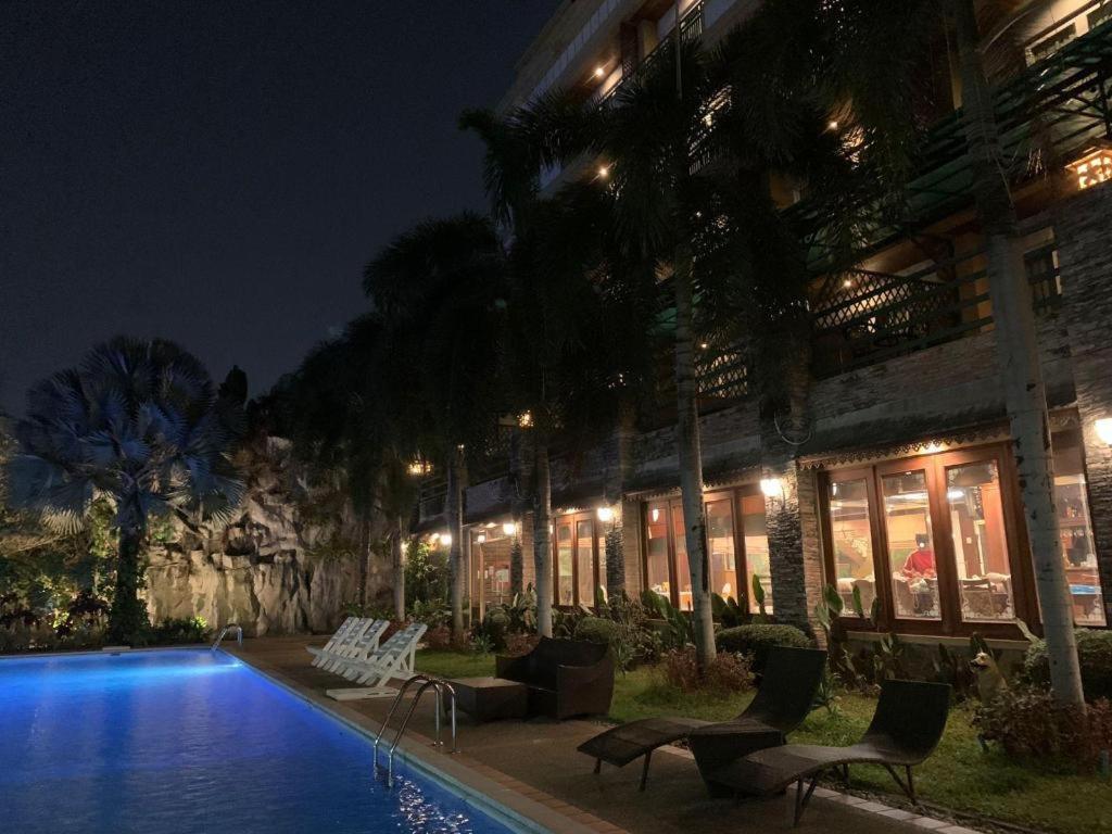 Leuxay Hotel Viêng Chăn Ngoại thất bức ảnh