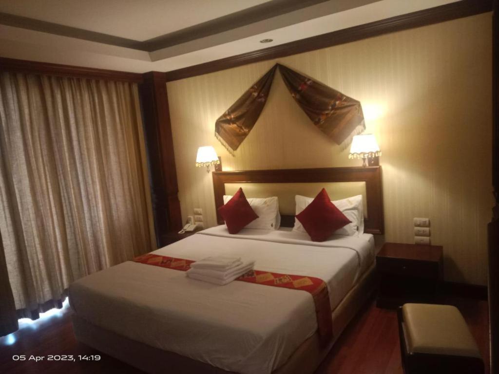 Leuxay Hotel Viêng Chăn Ngoại thất bức ảnh