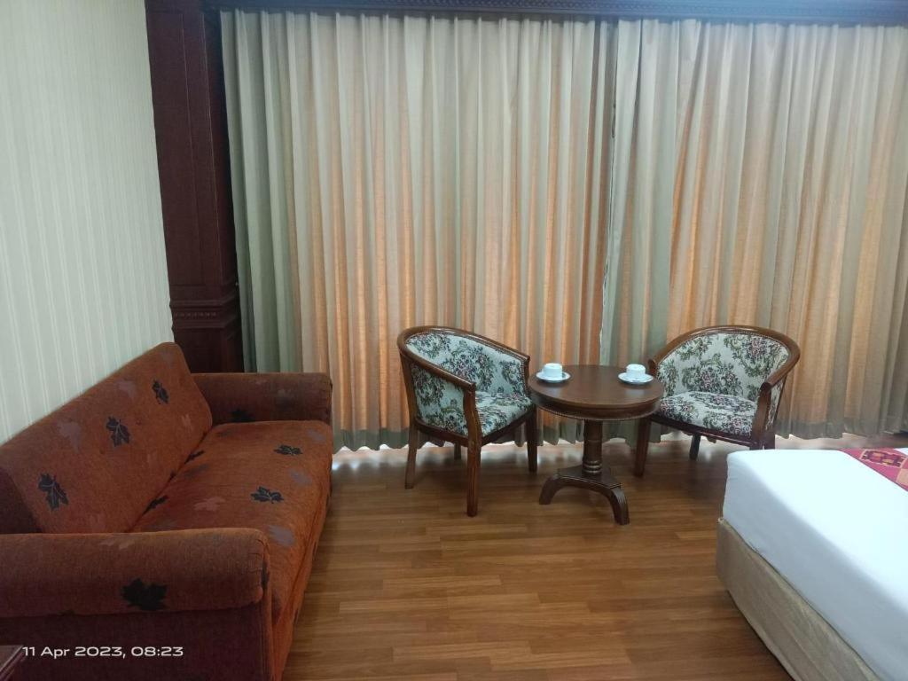 Leuxay Hotel Viêng Chăn Ngoại thất bức ảnh
