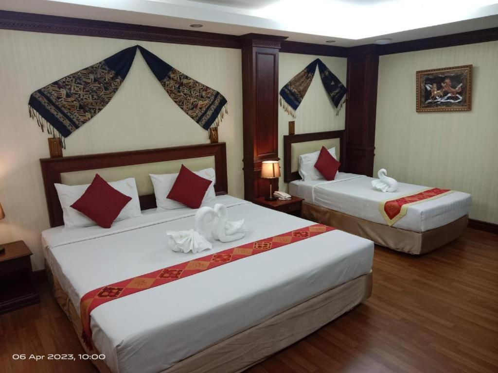 Leuxay Hotel Viêng Chăn Ngoại thất bức ảnh